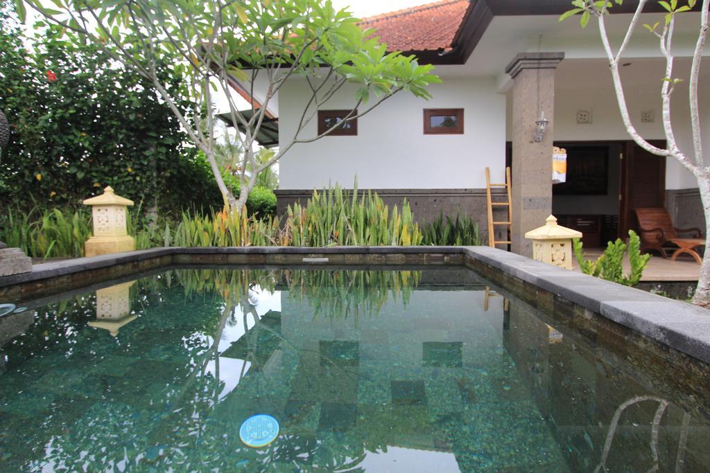 Graha Rusni Villa Ubud  Exterior photo